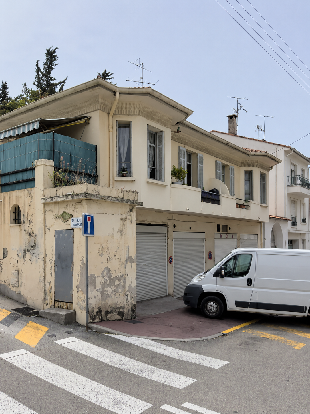 Vue rue du bâtiment avant travaux, programme 4 logements Côte d'Azur